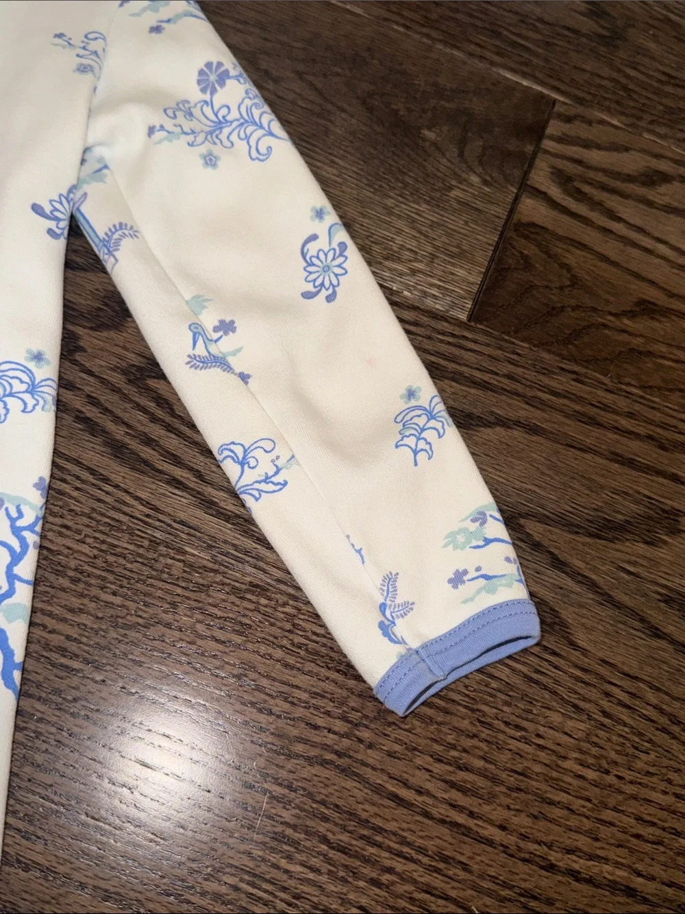 The Beaufort Bonnet Company White and Blue Pagoda Print Girls' Dress 4T